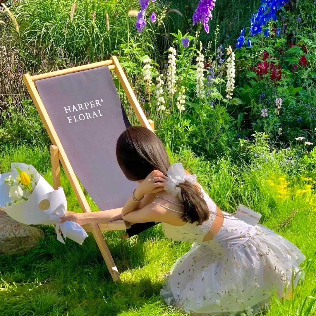 离婚后大少归来前妻双腿跪断了